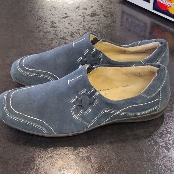 Naturalizer shoes  - Picture 3 of 5